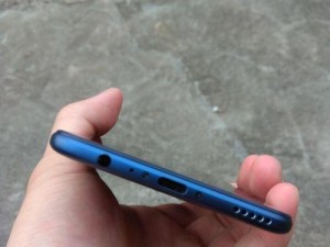 荣耀V9耳机听歌体验全面升级（体验荣耀V9耳机带来的震撼音乐享受）