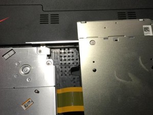 华硕电脑换硬盘装系统教程（一步步教你如何更换硬盘并安装操作系统）