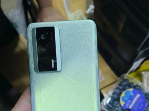小米折叠手机摔了一下一直闪,手机摔了个小跟头