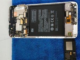 红米Note5A——双卡双待的最佳选择（便捷而高效的通信利器，红米Note5A带给你全新体验）