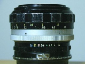 探索尼康55-1.2镜头的优势与特点（解析尼康55-1.2镜头的焦距、光圈和成像质量）