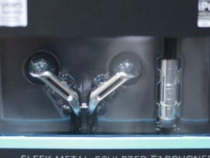 MX985耳机的全面评测（MX985耳机音质、舒适度、耐用性等方面的细致观察）