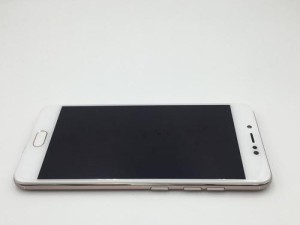 金立S10c手机使用体验（一款性能出众的实用手机）