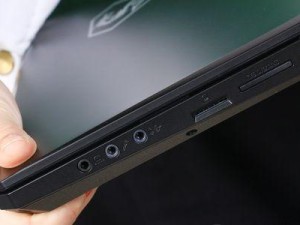 以炫龙毁灭者P6换屏教程（详细教程帮助你更换以炫龙毁灭者P6的屏幕，让你的电脑焕然一新）